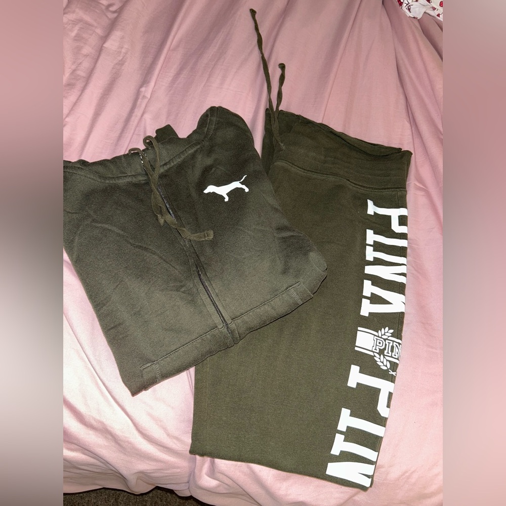 *RARE* PINK Victoria's Secret Yoga Sweatsuit